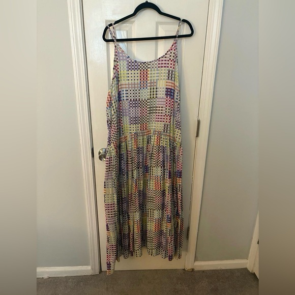 3XL Rujuta Sheth Leila Dress in Light Rubix - Picture 2 of 6